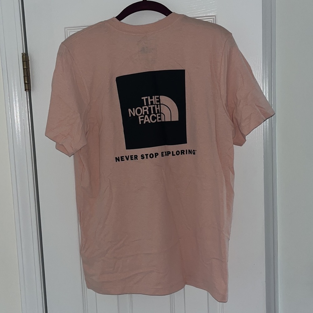 Women’s North Face Shirt
